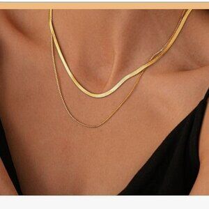 Gold toned 2 stacked chain necklace. NEW